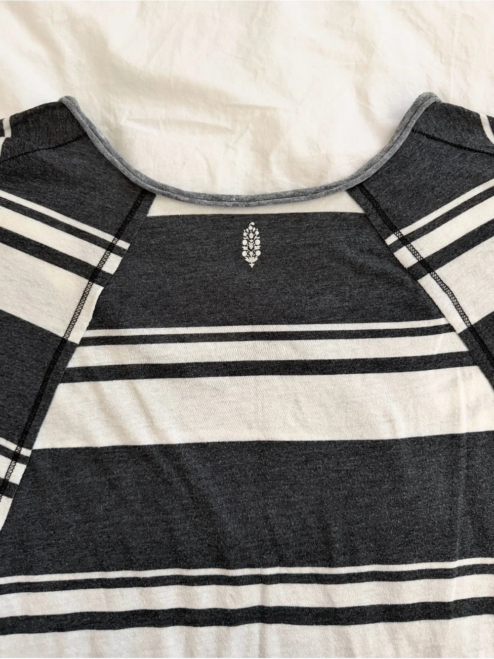 Free People FP movement Tee in Charcoal and White Side Pockets Large
